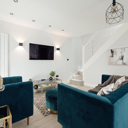 Inviting 2 Bedroom House In Ντόρκινγκ Εξωτερικό φωτογραφία